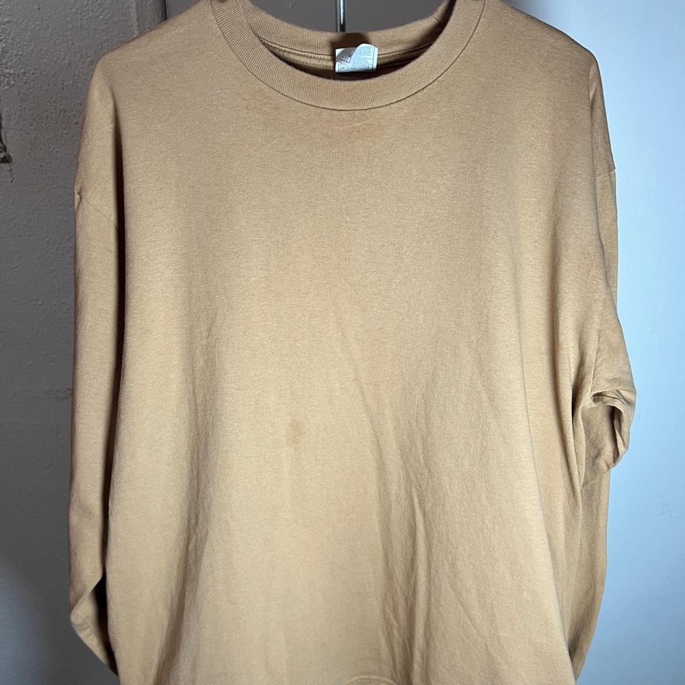 Casual Crewneck Sweatshirt in Camel